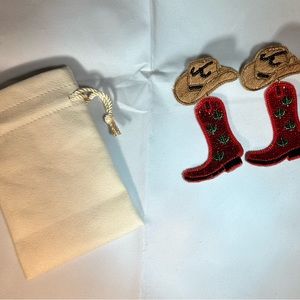 Cowgirl 🤠 boot 👢 with cactus 🌵 earrings